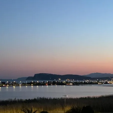 アパート Poetto クアルトゥ・サンテーレナ